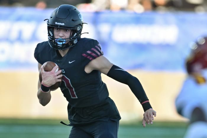 a Central Catholic Tualatin 6A Oregon football final November 22 2023 Leon Neuschwander 46